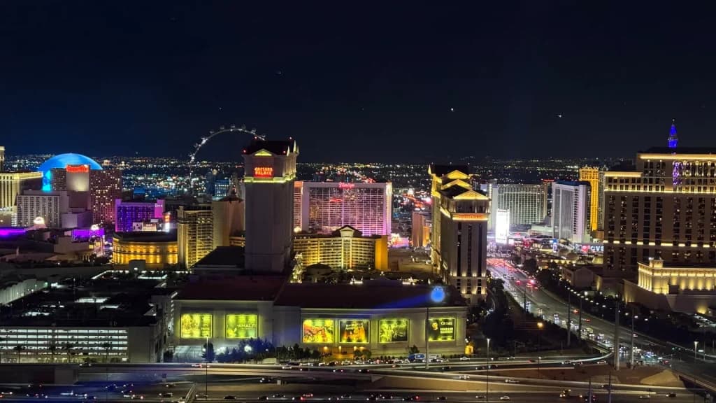 A night time view of the las vegas skyline